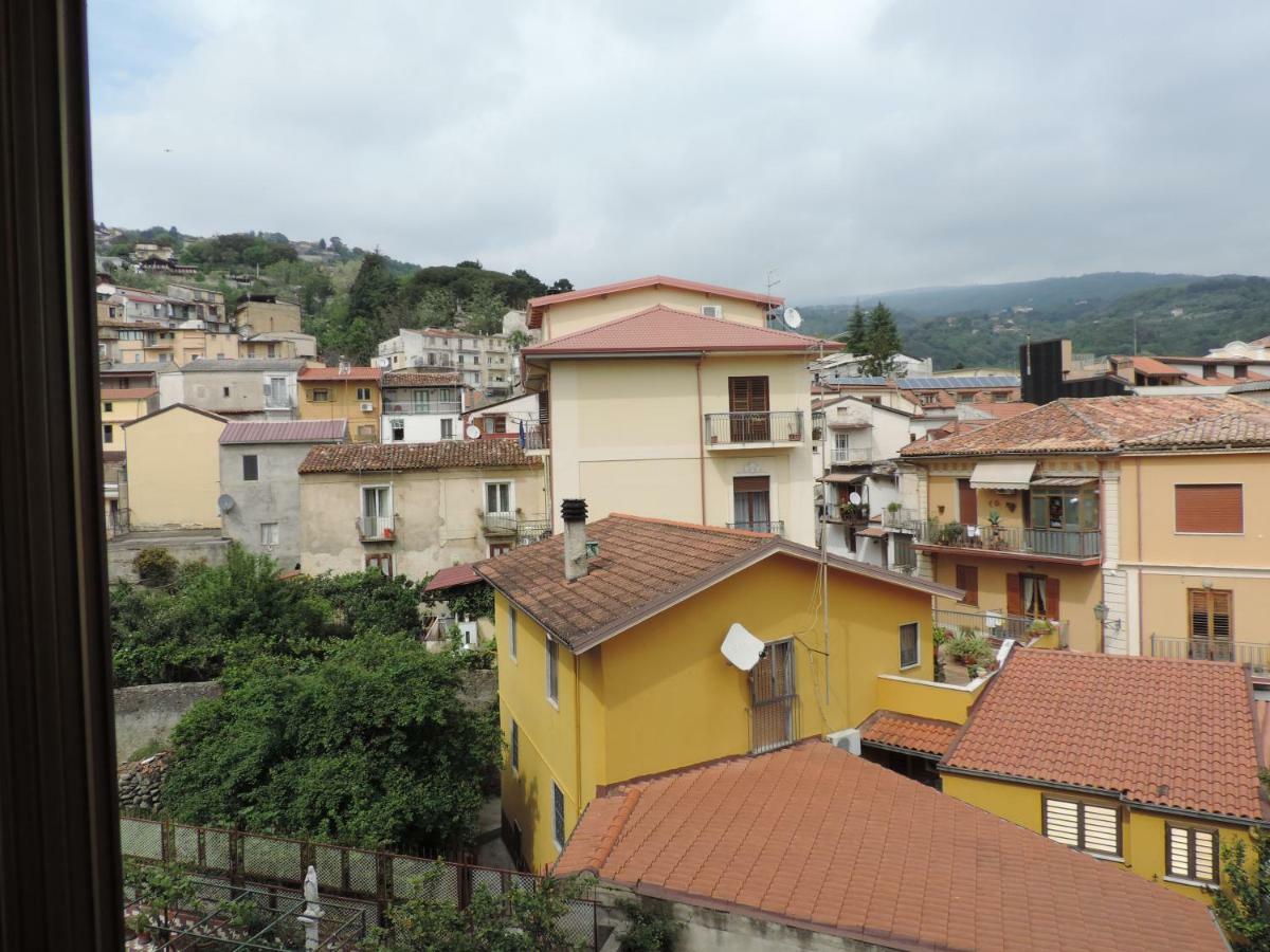 Appartamento In Centro Nonna Elena Lamezia Terme Exterior photo